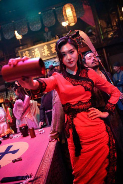 夜店三国在线观看,穿越时空的狂欢盛宴